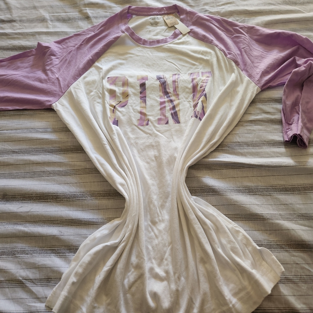 Victoria secret pink t-shirt white /pink lilac